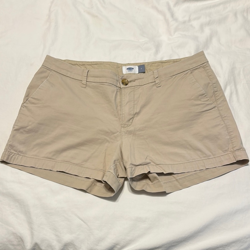 Old Navy Khaki Everyday Shorts
